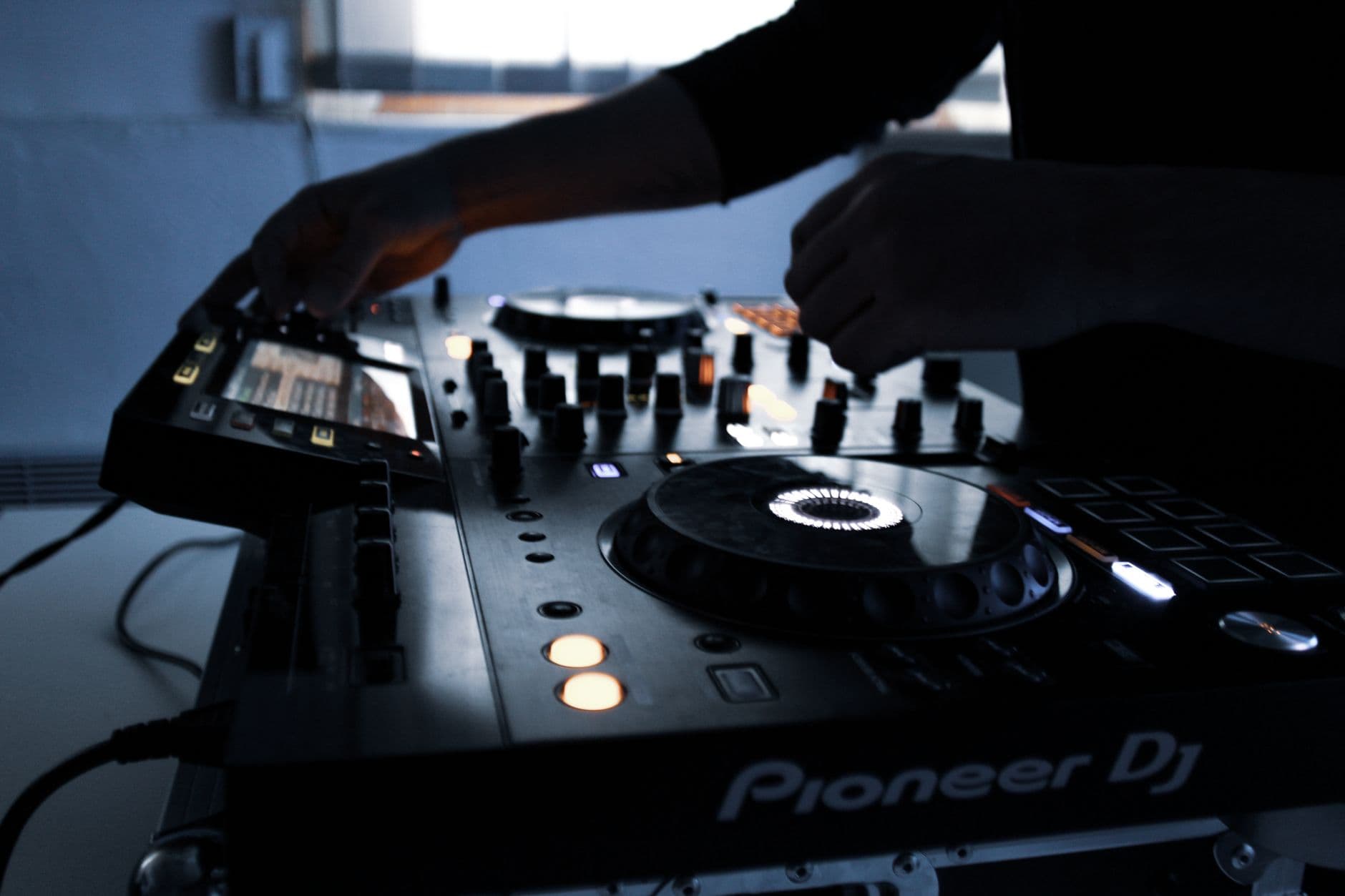 How Much Does a Wedding DJ Cost in Boston?