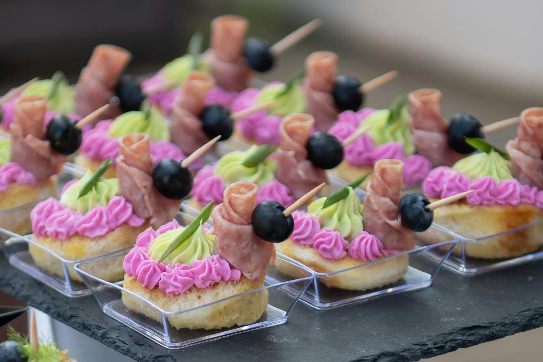 How to Choose a Wedding Caterer in NYC